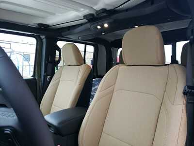 2026 Jeep Gladiator, $54785. Photo 10