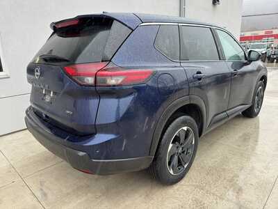 2025 Nissan Rogue, $24650. Photo 3