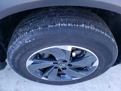 2025 Nissan Rogue, $23650. Photo 9