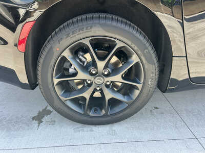2026 Chrysler Pacifica, $51960. Photo 9