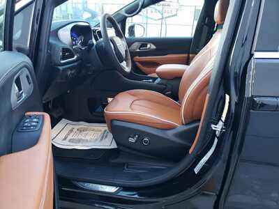 2026 Chrysler Pacifica, $56450. Photo 12
