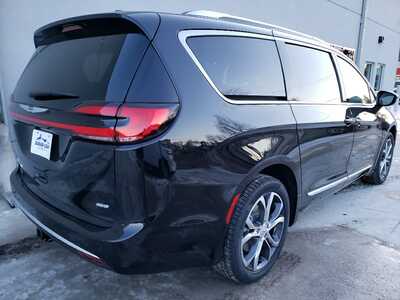 2026 Chrysler Pacifica, $56450. Photo 7