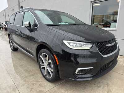 2026 Chrysler Pacifica, $56450. Photo 1