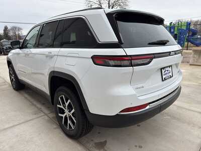 2025 Jeep Grand Cherokee, $40950. Photo 4