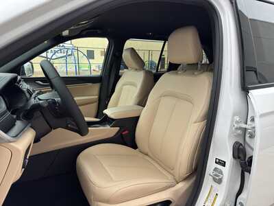 2025 Jeep Grand Cherokee, $40950. Photo 9