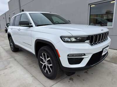 2025 Jeep Grand Cherokee, $40950. Photo 1