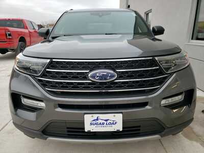 2020 Ford Explorer, $20990. Photo 2