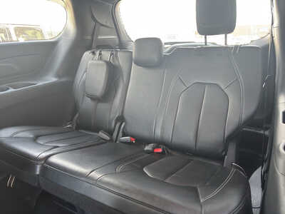 2025 Chrysler Pacifica, $29250. Photo 12