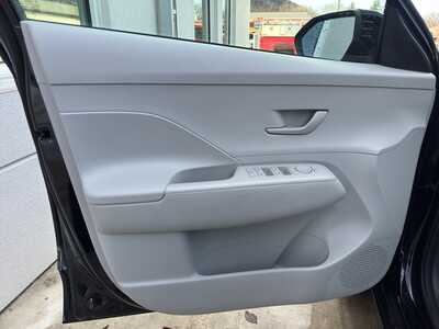 2025 Hyundai Kona, $22850. Photo 10