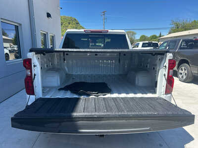 2024 Chevrolet 1500 Crew Cab, $41990. Photo 6