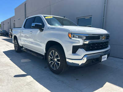 2024 Chevrolet 1500 Crew Cab, $41990. Photo 1