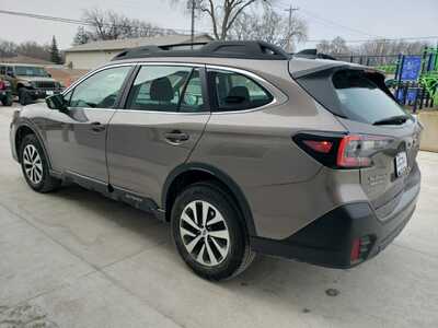 2022 Subaru Outback, $22990. Photo 3