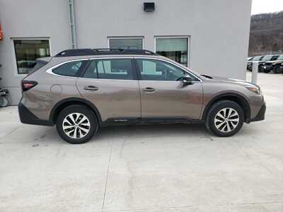 2022 Subaru Outback, $22990. Photo 5