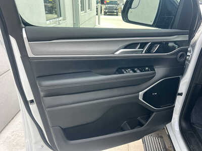2026 Jeep Grand Wagoneer, $74280. Photo 11