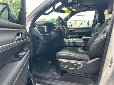 2026 Jeep Grand Wagoneer, $74280. Photo 12