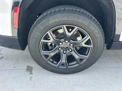 2026 Jeep Grand Wagoneer, $74280. Photo 9