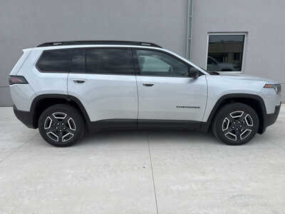2026 Jeep Cherokee, $39315. Photo 7