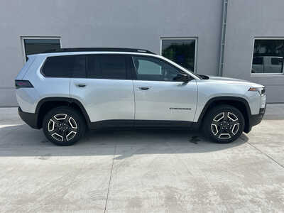 2026 Jeep Cherokee, $36815. Photo 8