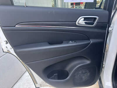 2022 Jeep Grand Cherokee, $30950. Photo 12