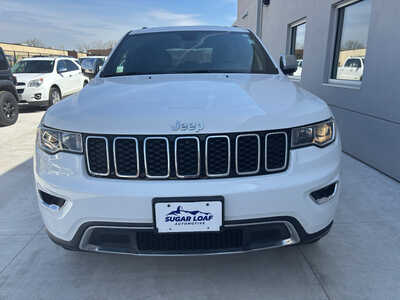 2022 Jeep Grand Cherokee, $30950. Photo 2