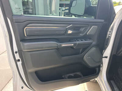 2020 RAM 1500 Crew Cab, $31550. Photo 12