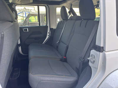 2025 Jeep Wrangler, $33650. Photo 11