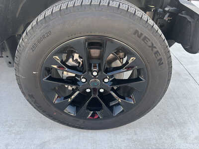 2025 Jeep Wrangler, $33650. Photo 8