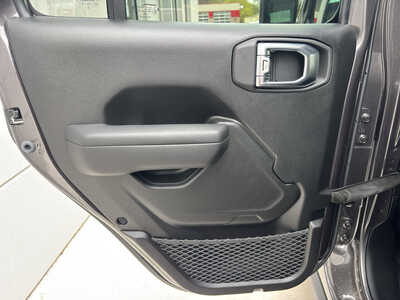 2026 Jeep Wrangler, $52400. Photo 12