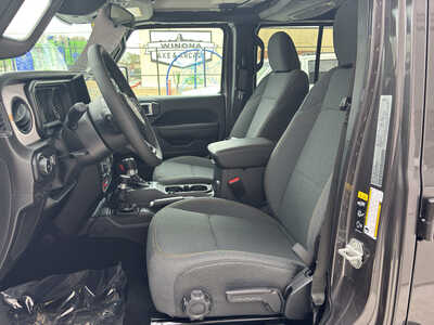 2026 Jeep Wrangler, $52400. Photo 9