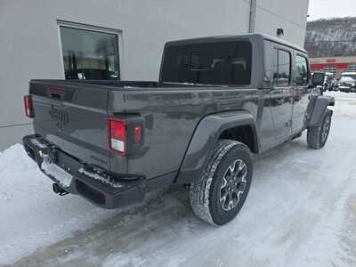 2026 Jeep Gladiator, $44930. Photo 4