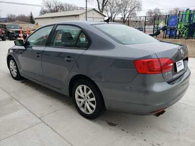 2012 Volkswagen Jetta, $4990. Photo 4