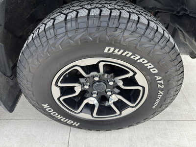 2016 RAM 1500 Crew Cab, $18990. Photo 9