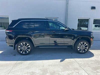 2024 Jeep Grand Cherokee, $47450. Photo 8