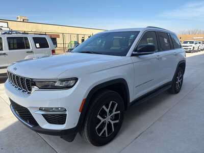 2024 Jeep Grand Cherokee, $39450. Photo 11