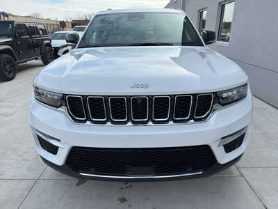 2024 Jeep Grand Cherokee, $39450. Photo 2