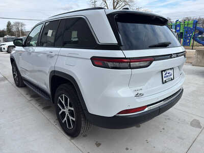 2024 Jeep Grand Cherokee, $39450. Photo 4