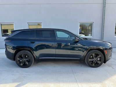 2024 Jeep Wagoneer, $36850. Photo 5