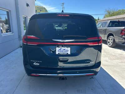 2024 Chrysler Pacifica, $39750. Photo 5