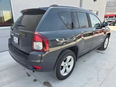 2016 Jeep Compass, $6990. Photo 4