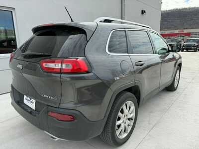2014 Jeep Cherokee, $10990. Photo 4