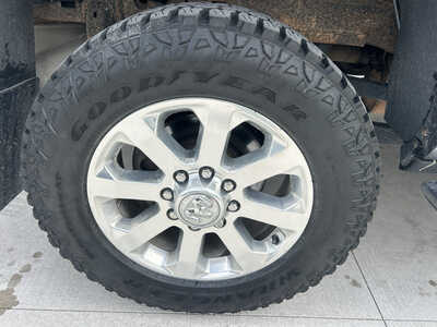 2022 RAM 2500 Crew Cab, $39990. Photo 9
