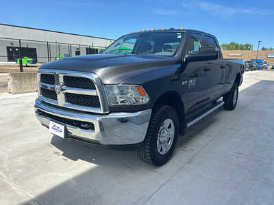 2018 RAM 3500 Crew Cab, $26990. Photo 3