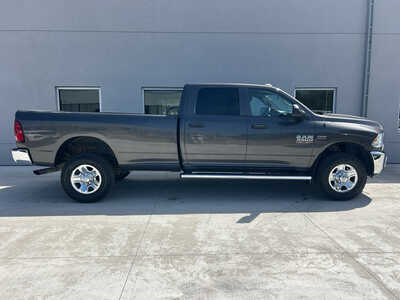 2018 RAM 3500 Crew Cab, $26990. Photo 8