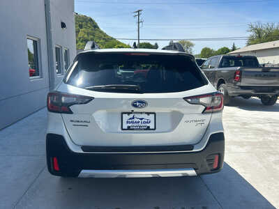 2021 Subaru Outback, $25990. Photo 5