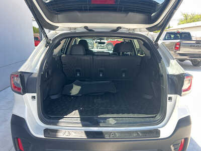 2021 Subaru Outback, $25990. Photo 6