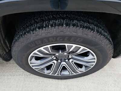 2024 Jeep Wagoneer, $48990. Photo 9