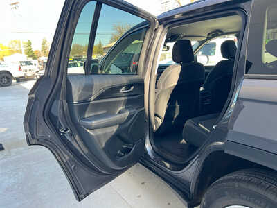 2023 Jeep Grand Cherokee, $30990. Photo 11