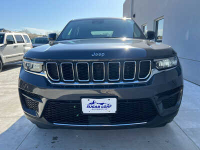2023 Jeep Grand Cherokee, $30990. Photo 2