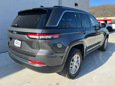 2023 Jeep Grand Cherokee, $30990. Photo 7