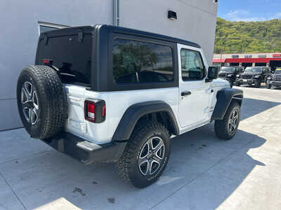 2020 Jeep Wrangler, $19990. Photo 7